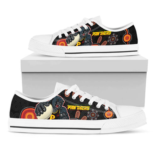 panthers-rugby-low-top-shoes-panthers-aboriginal-with-rugby-ball-indigenous-style-of-dot-painting-traditional
