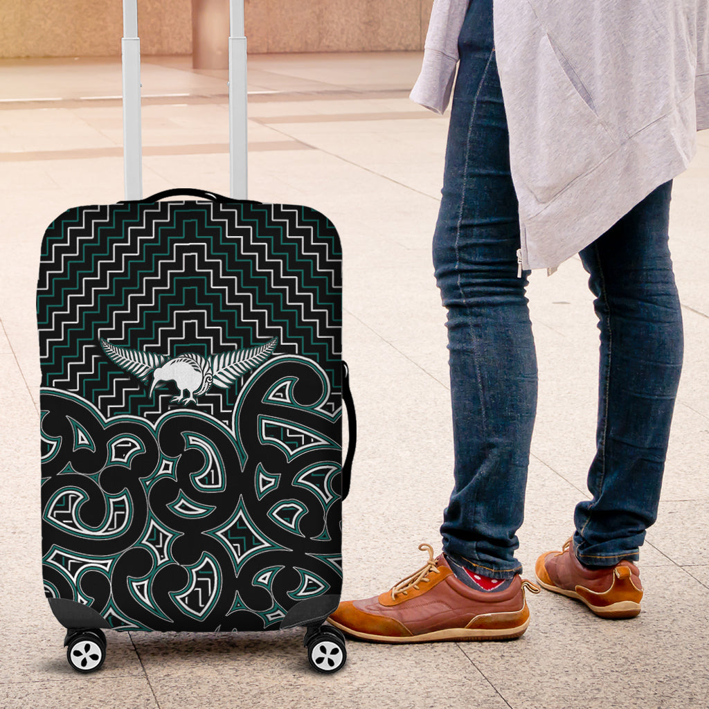new-zealand-luggage-maori-graphic-tee-patterns-green