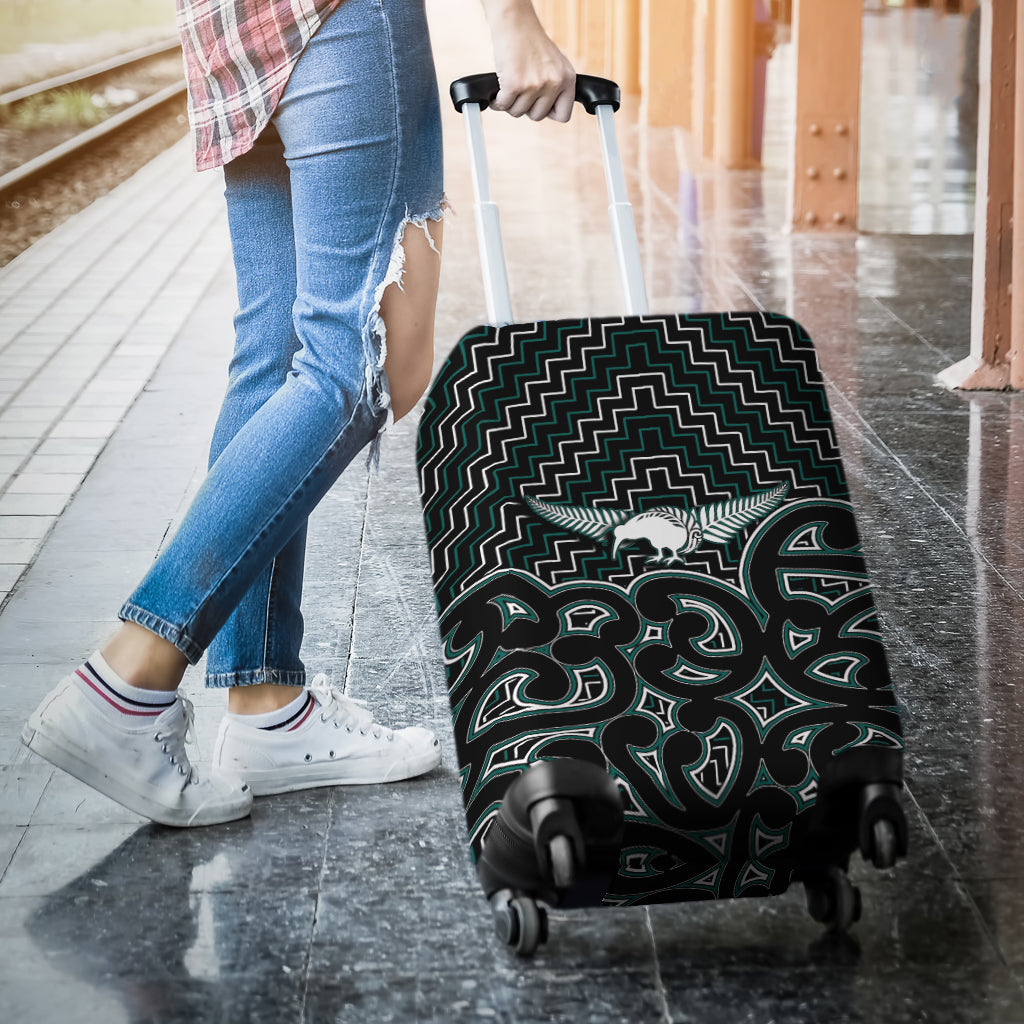 new-zealand-luggage-maori-graphic-tee-patterns-green