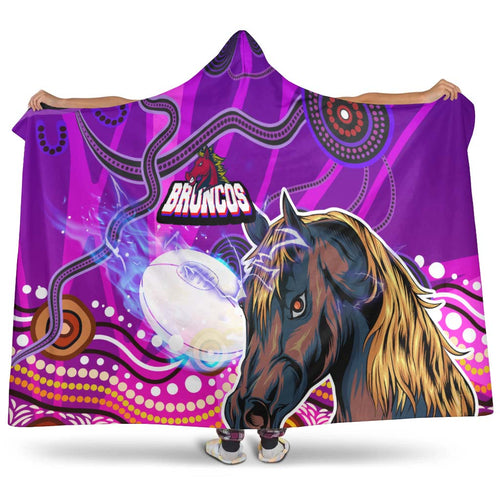 broncos-rugby-hooded-blanket-custom-broncos-horse-rugby-with-aboriginal-low-poly-style-hooded-blanket