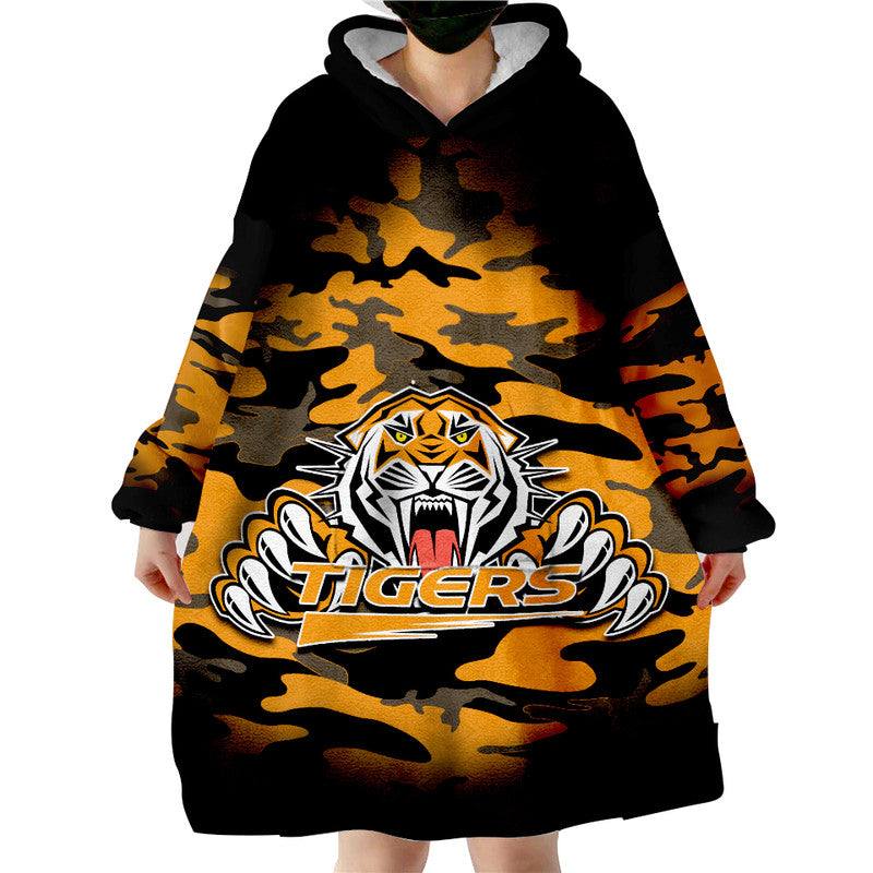 tigers-rugby-wearable-blanket-hoodie-anzac-day-army-patterns