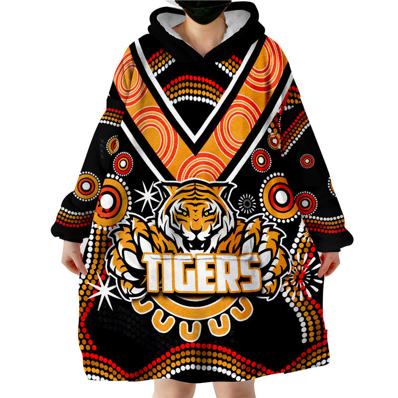 tigers-rugby-wearable-blanket-hoodie-aboriginal