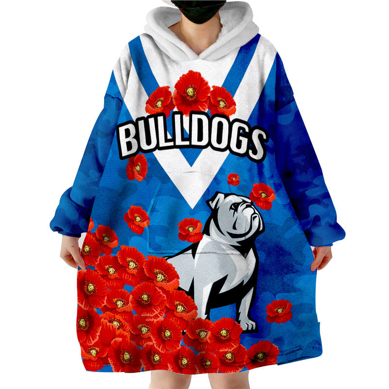 bulldogs-rugby-wearable-blanket-hoodie-anzac-poppy-flowers