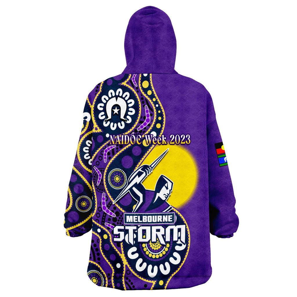 storm-rugby-naidoc-2023-wearable-blanket-hoodie-for-our-elders-aboriginal