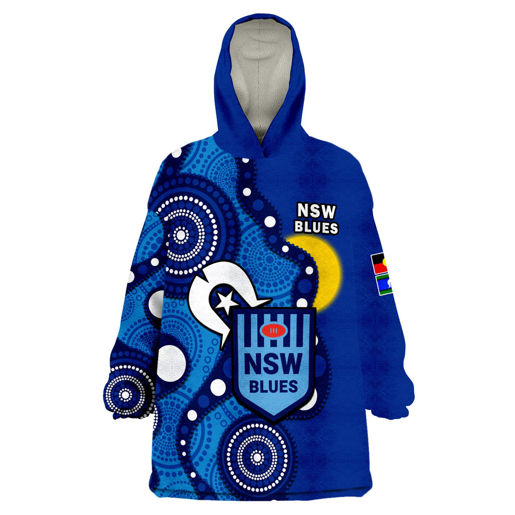 custom-text-and-number-blues-rugby-naidoc-2023-wearable-blanket-hoodie-nsw-for-our-elders-indigenous-art