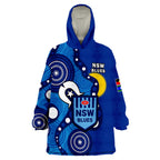 custom-text-and-number-blues-rugby-naidoc-2023-wearable-blanket-hoodie-nsw-for-our-elders-indigenous-art