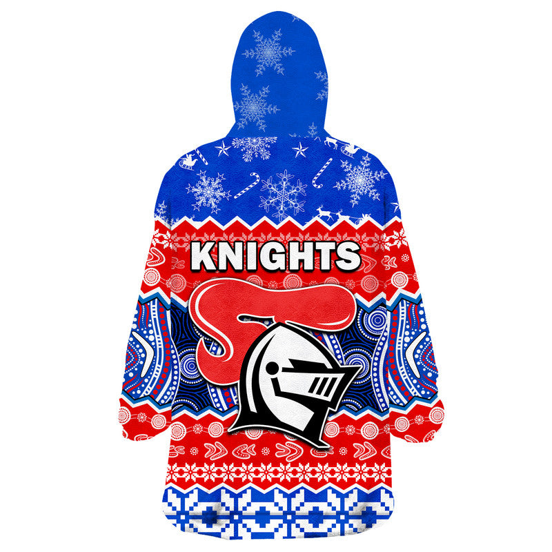 knights-aboriginal-rugby-novocastrians-christmas-vibe-wearable-blanket-hoodie