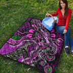 aboriginal-lizard-premium-quilt-pink-color