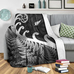 new-zealand-rugby-maori-premium-blanket-silver-fern-koru-vibes-black