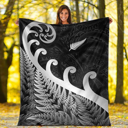 new-zealand-rugby-maori-premium-blanket-silver-fern-koru-vibes-black