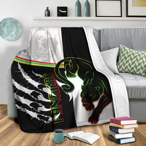 panthers-premium-blanket-claws-half-black-white-style