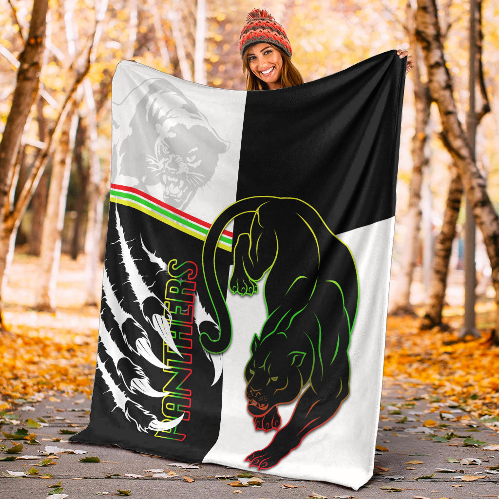 panthers-premium-blanket-claws-half-black-white-style