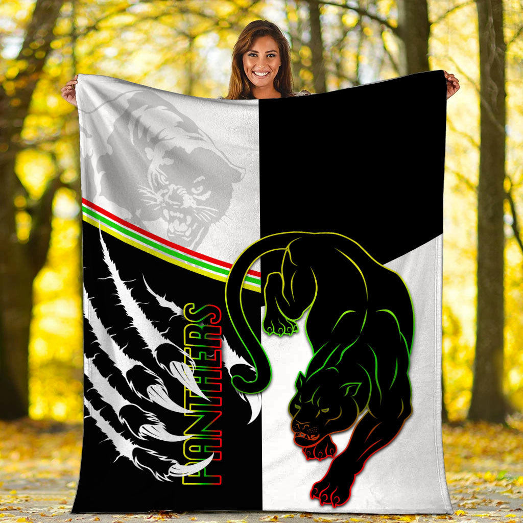 panthers-premium-blanket-claws-half-black-white-style