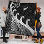 new-zealand-rugby-maori-premium-quilt-silver-fern-koru-vibes-black