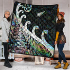 new-zealand-rugby-maori-premium-quilt-silver-fern-koru-vibes-paua-shell