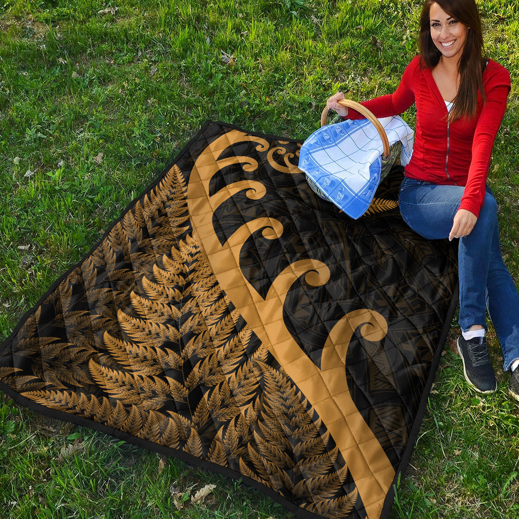 new-zealand-rugby-maori-premium-quilt-silver-fern-koru-vibes-gold