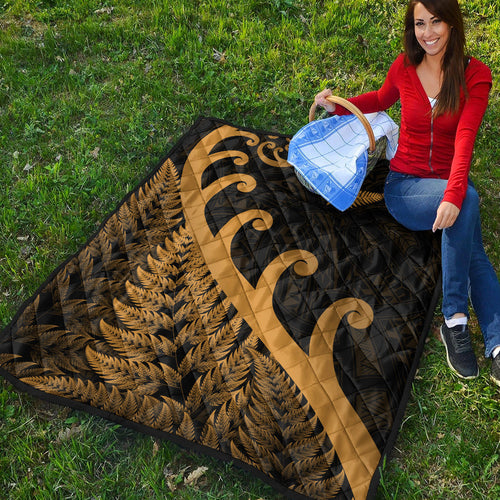 new-zealand-rugby-maori-premium-quilt-silver-fern-koru-vibes-gold
