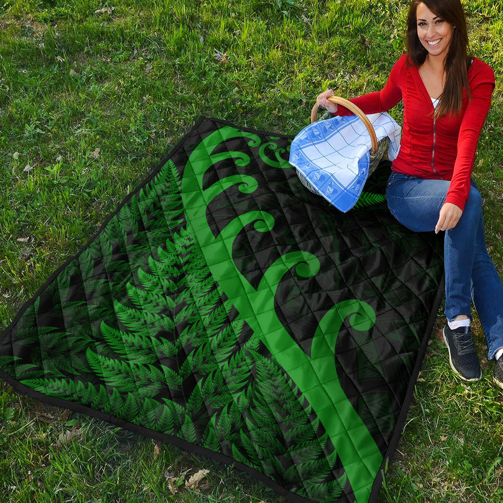 new-zealand-rugby-maori-premium-quilt-silver-fern-koru-vibes-green