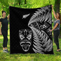 new-zealand-haka-rugby-maori-premium-quilt-silver-fern-vibes-black