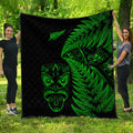 new-zealand-haka-rugby-maori-premium-quilt-silver-fern-vibes-green