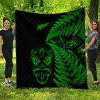 new-zealand-haka-rugby-maori-premium-quilt-silver-fern-vibes-green