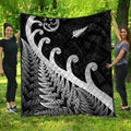 new-zealand-rugby-maori-premium-quilt-silver-fern-koru-vibes-black
