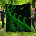 new-zealand-rugby-maori-premium-quilt-silver-fern-koru-vibes-green