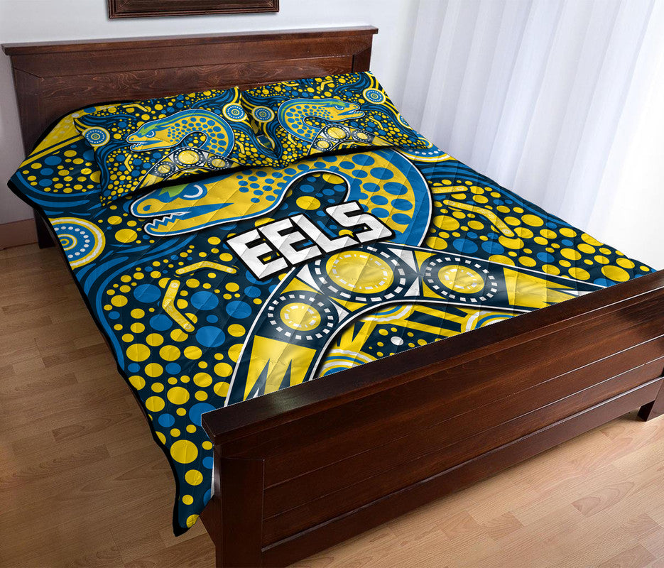 parramatta-eels-rugby-quilt-bed-set-boomerang-indigenous-dots