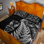 new-zealand-haka-rugby-maori-quilt-bed-set-silver-fern-vibes-black