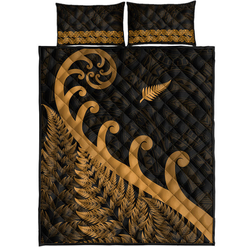 new-zealand-rugby-maori-quilt-bed-set-silver-fern-koru-vibes-gold