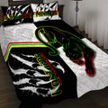 panthers-quilt-bed-set-claws-half-black-white-style