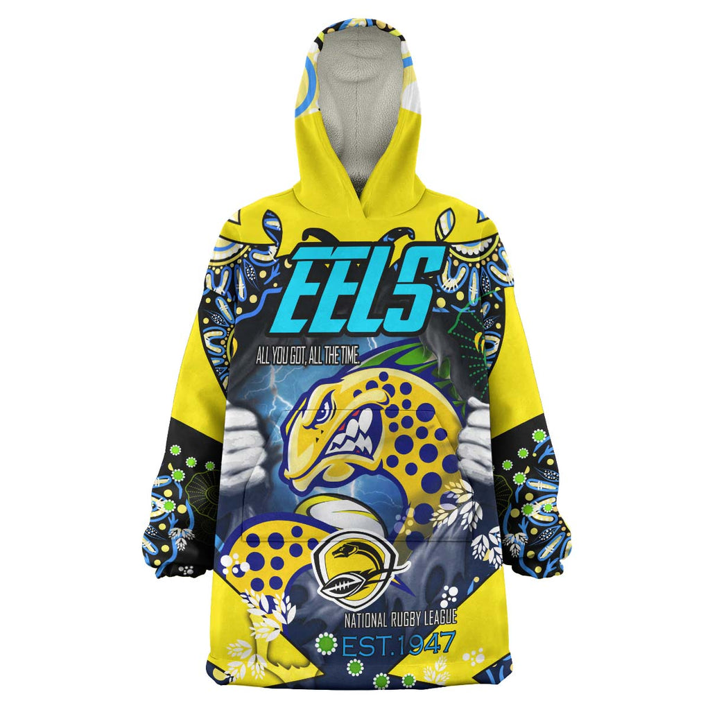 eels-rugby-snug-hoodie-custom-personalised-eels-all-you-got-all-the-time-aboriginal-player-and-number-oodie-blanket