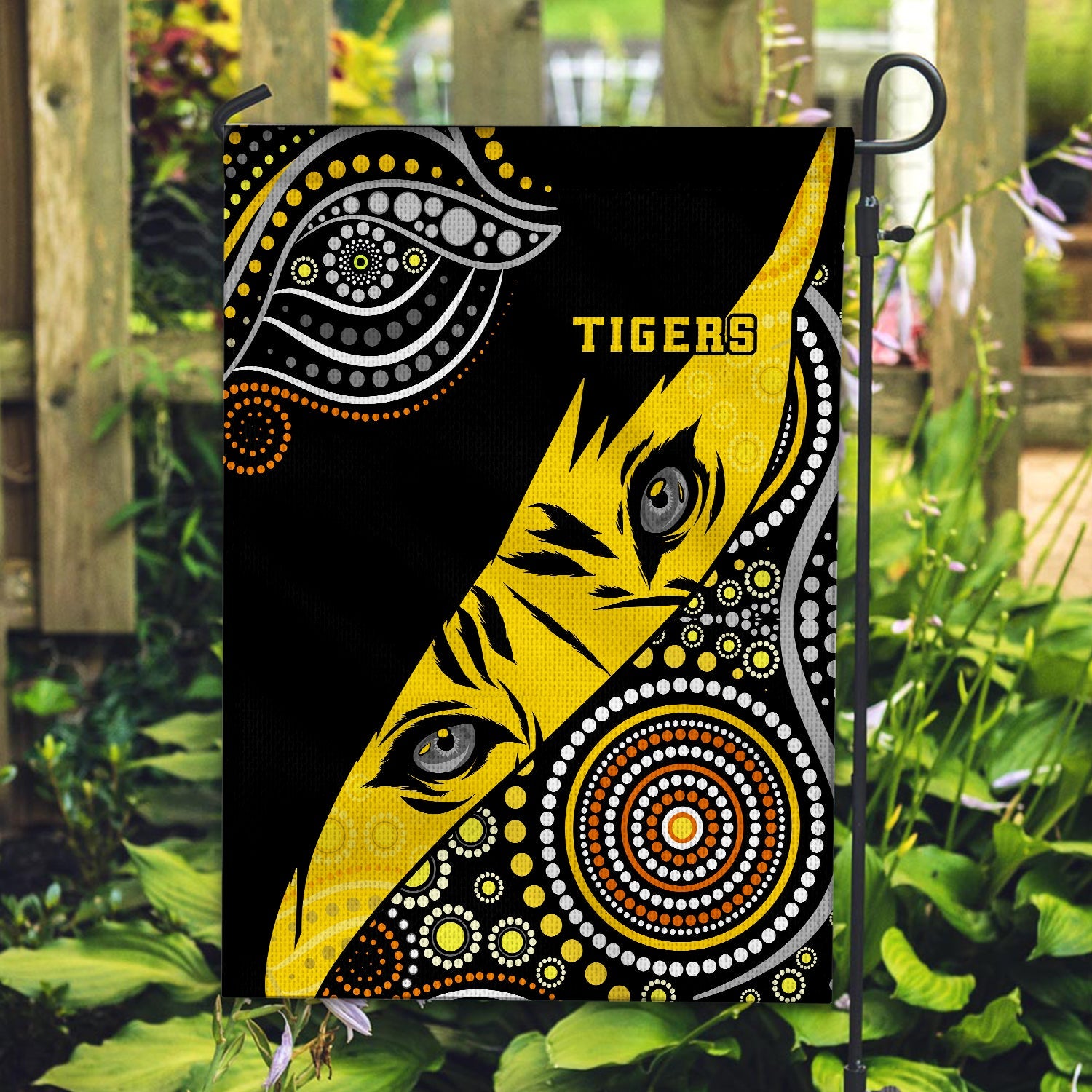 richmond-indigenous-flag-tigers-football
