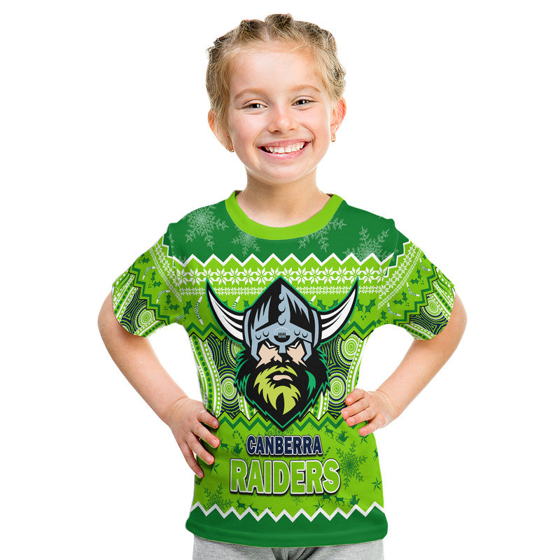 custom-personalised-canberra-the-green-machine-raiders-aboriginal-christmas-vibe-t-shirt