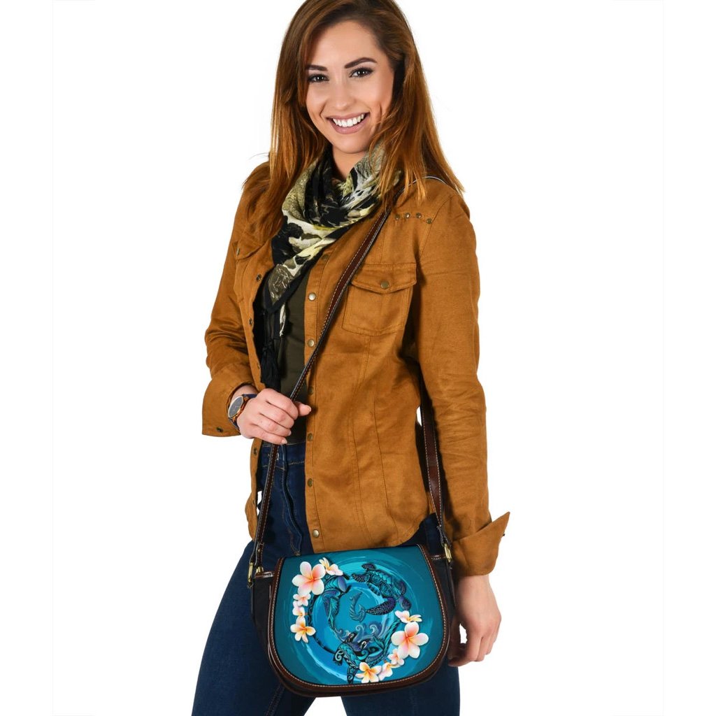 new-zealand-saddle-bag-blue-plumeria-animal-turtle-tattoo