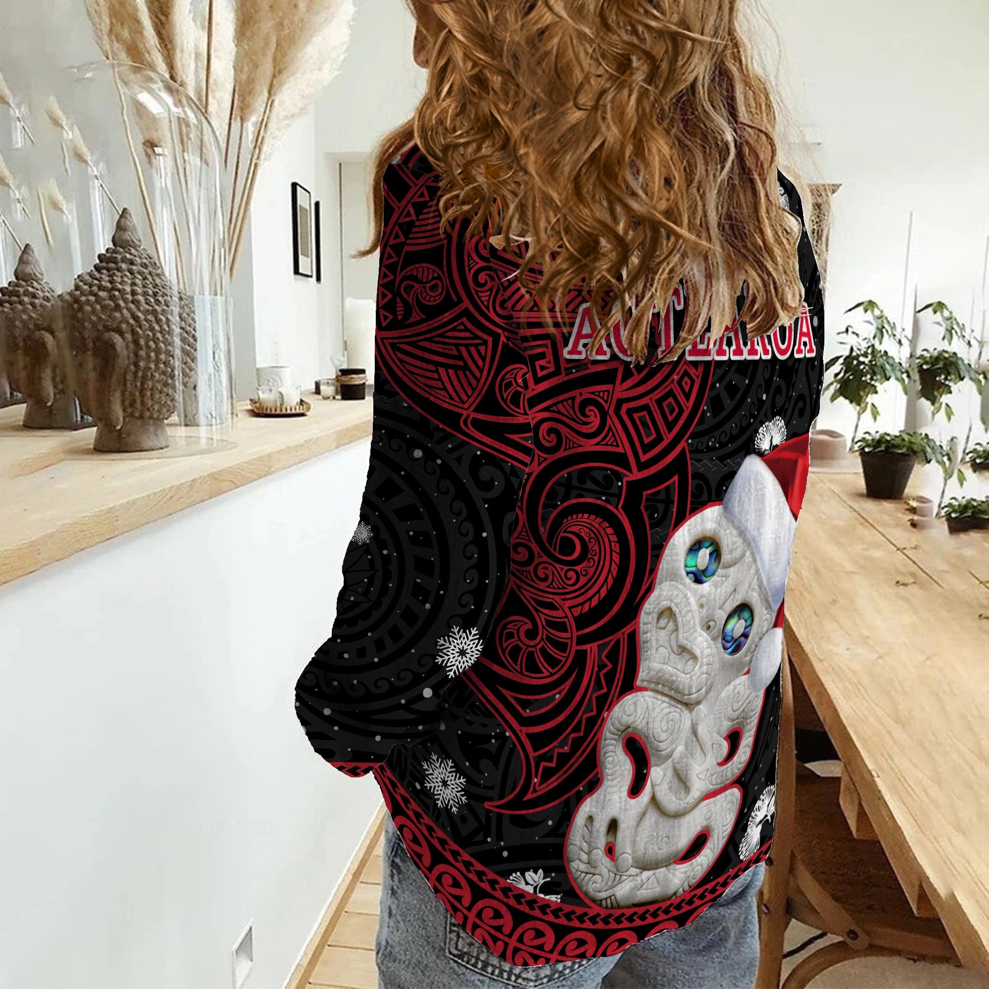 custom-personalised-new-zealand-christmas-women-casual-shirt-hei-tiki-red-pohutukawa-meri-kirihimete