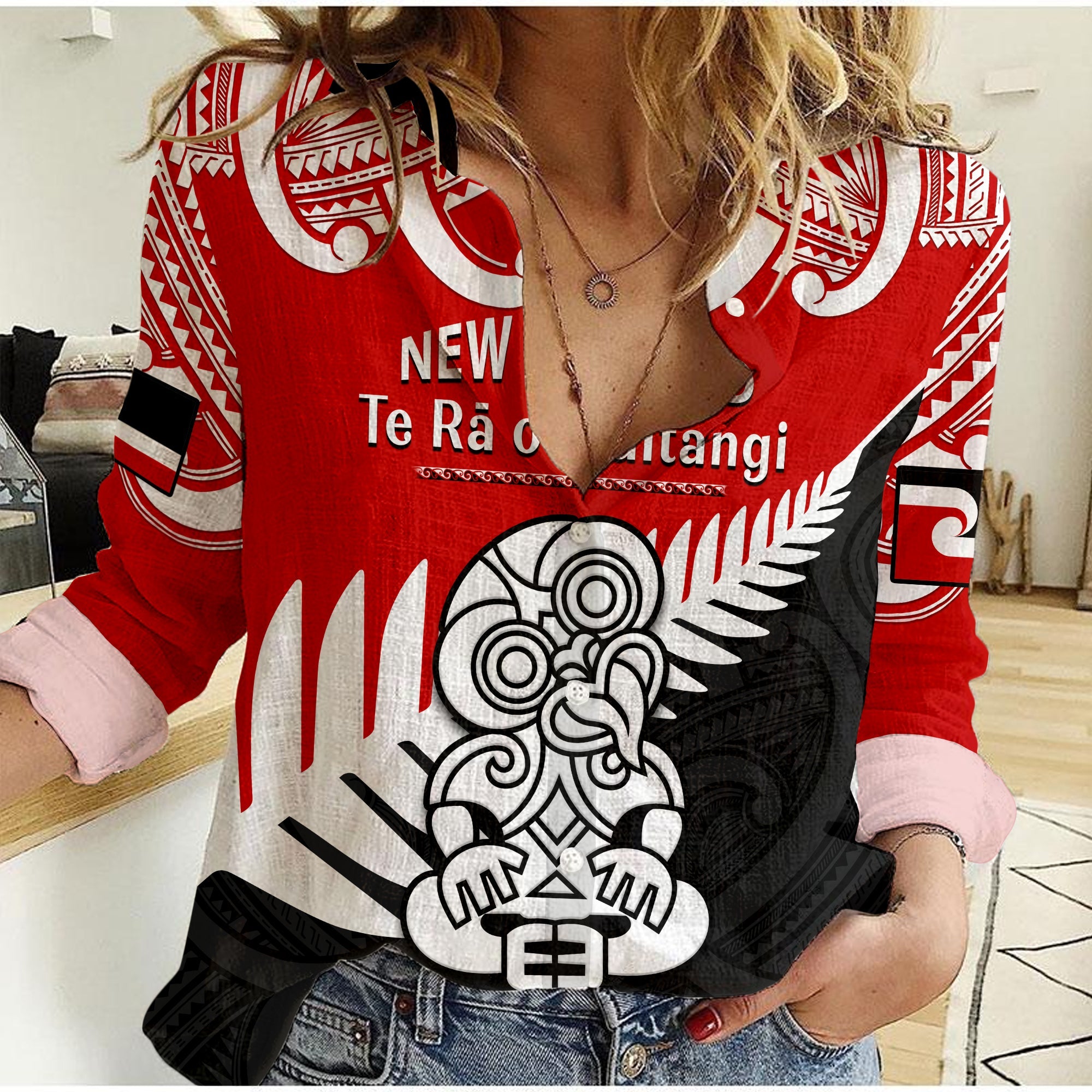 custom-personalised-waitangi-day-women-casual-shirt-tino-rangatiratanga-flag-with-tiki-maori-fern