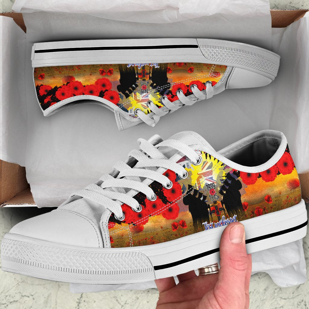 low-top-shoes-anzac-day-2021-world-war-ii-commemoration-1939-1945