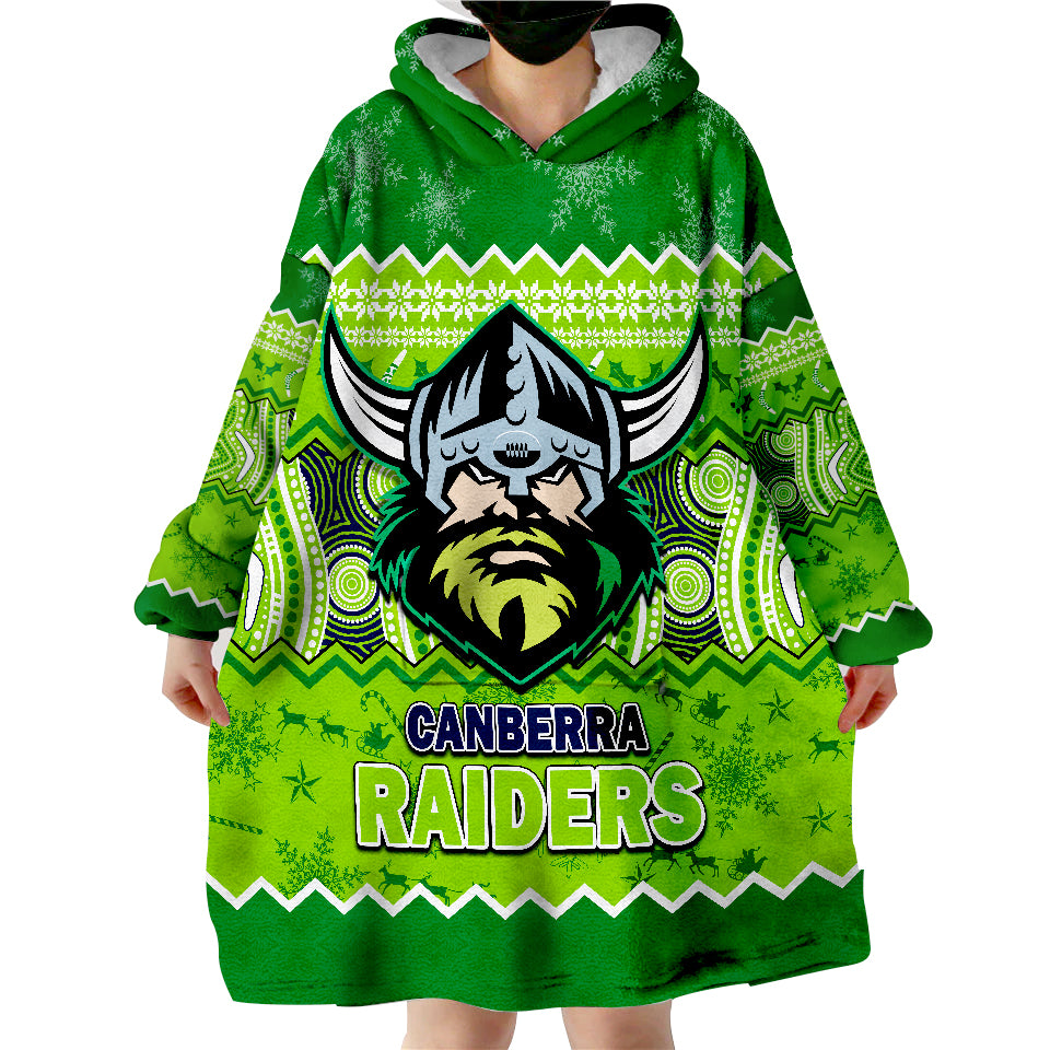 canberra-the-green-machine-raiders-aboriginal-christmas-vibe-wearable-blanket-hoodie