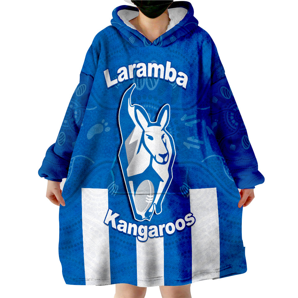 custom-text-and-number-kangaroos-laramba-roos-football-club-wearable-blanket-hoodie