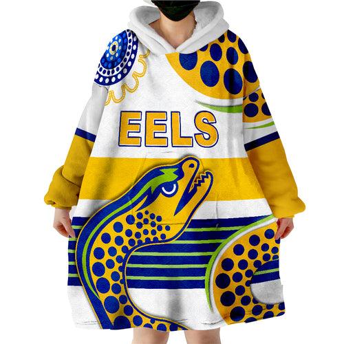 eels-indigenous-parramatta-2022-version-white-wearable-blanket-hoodie