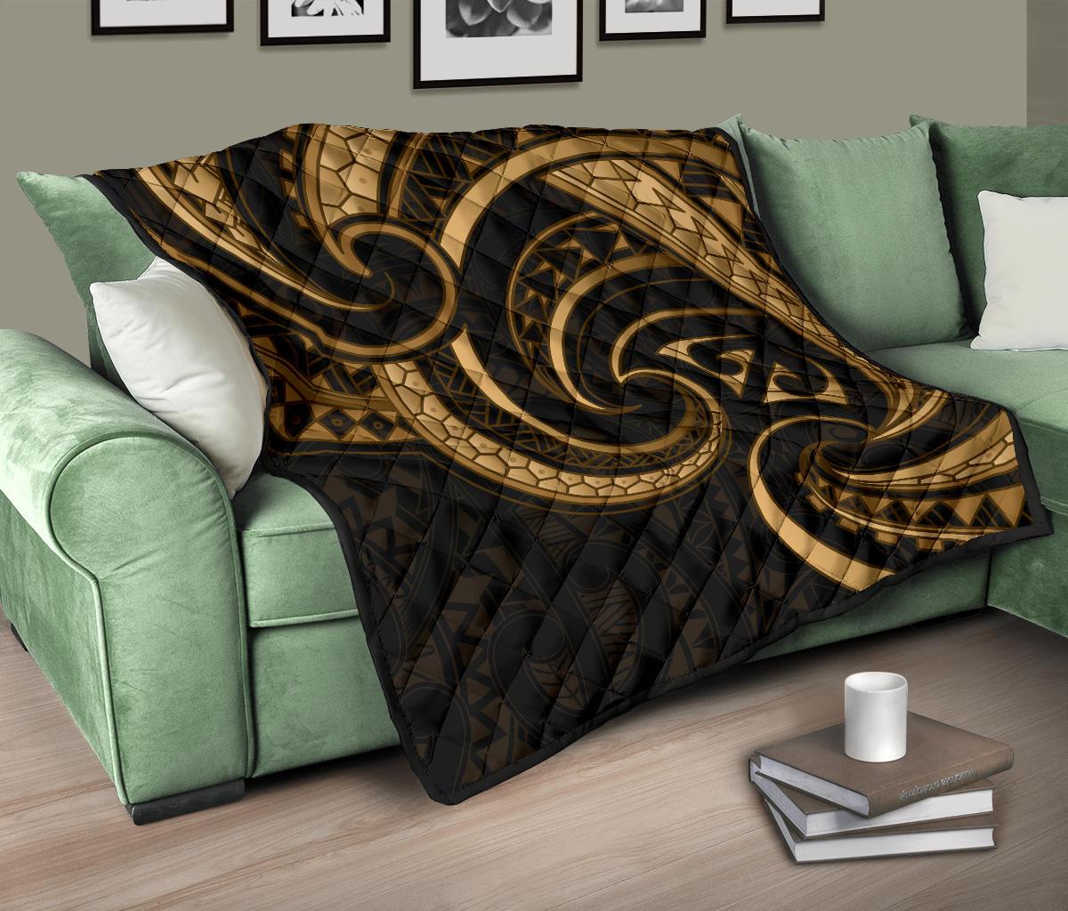 new-zealand-maori-mangopare-premium-quilt-polynesian-gold