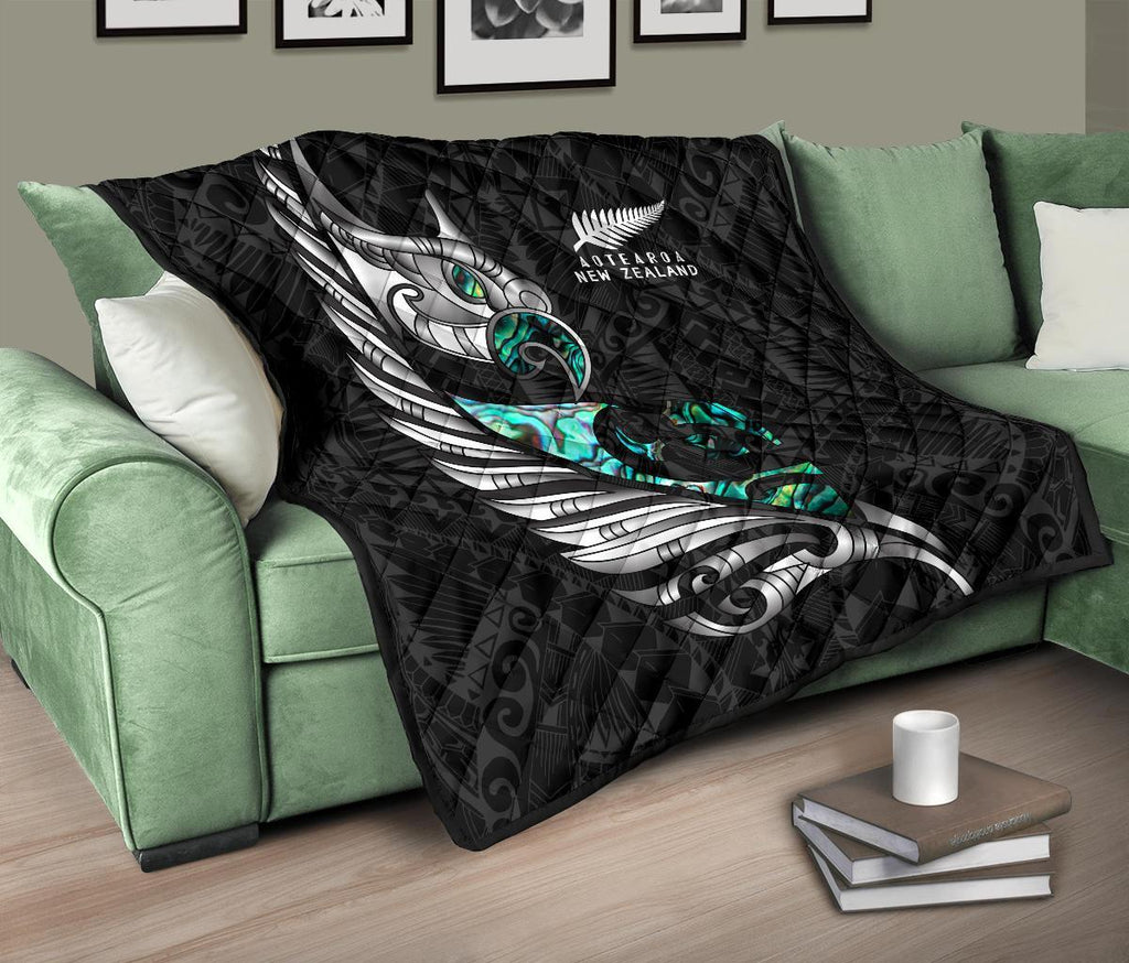 new-zealand-premium-quilt-manaia-paua-fern-wing-white