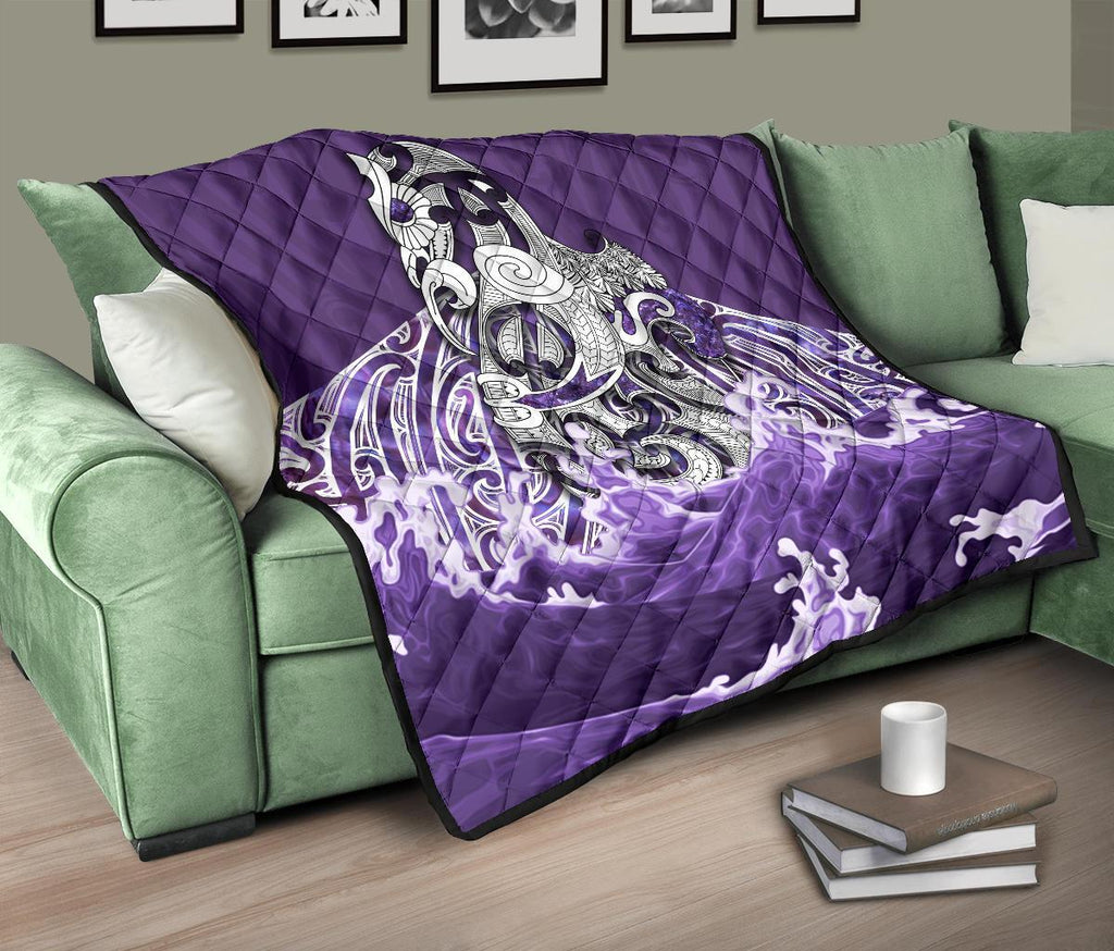 maori-manaia-the-blue-sea-premium-quilt-purple
