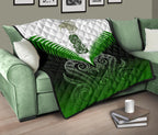 maori-manaia-premium-quilt-green