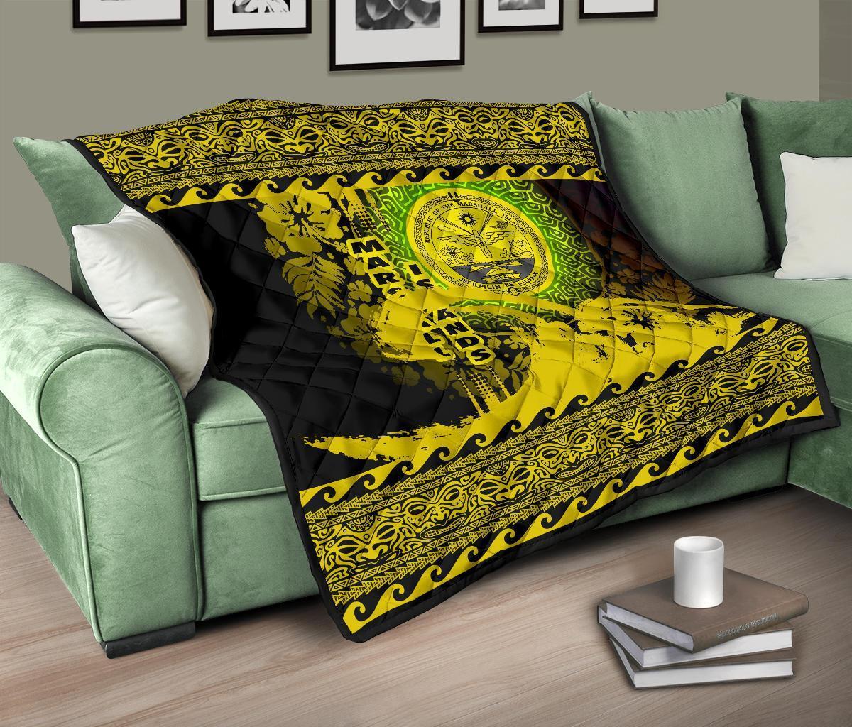 marshall-island-quilt-wave-yellow-design