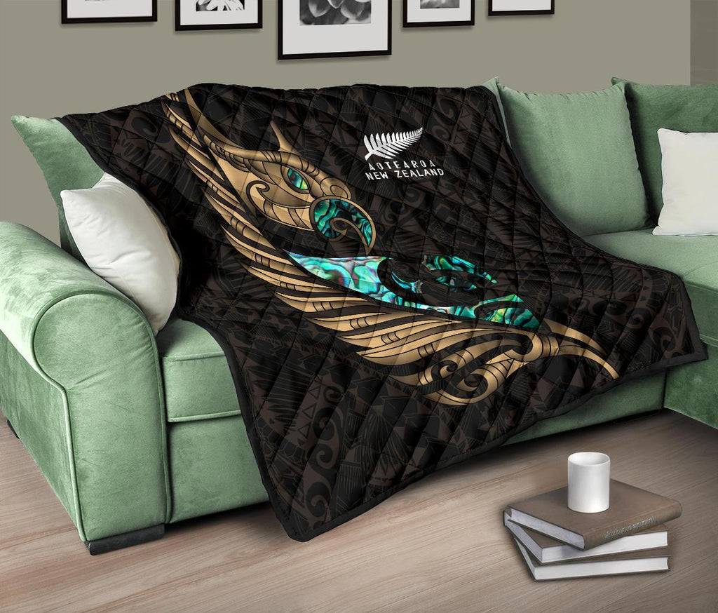 new-zealand-premium-quilt-manaia-paua-fern-wing-gold