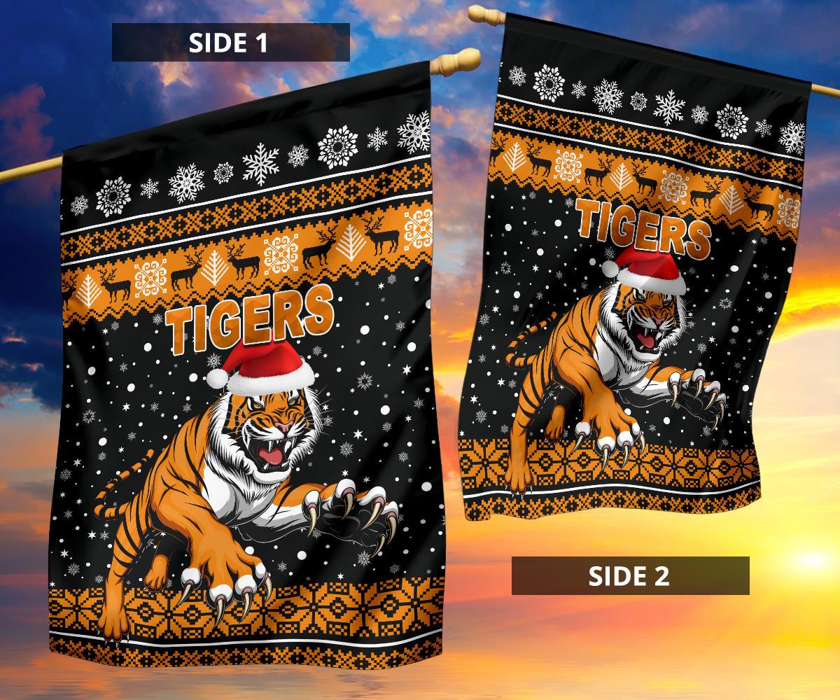 wests-christmas-flag-tigers-unique-vibes-black