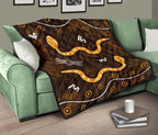 aboriginal-premium-quilt-indigenous-snake-hand-brown-color-1