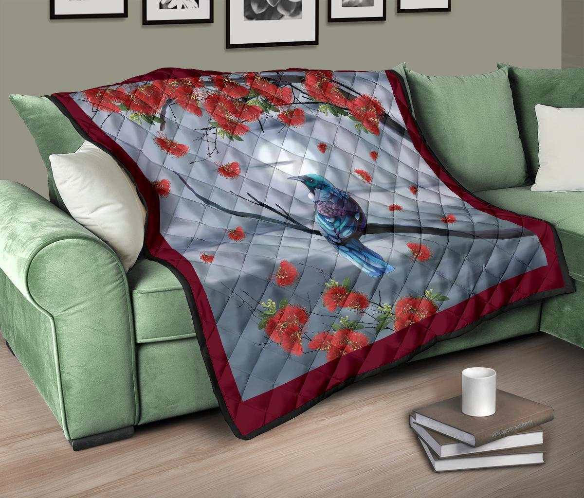tui-bird-by-night-quilt